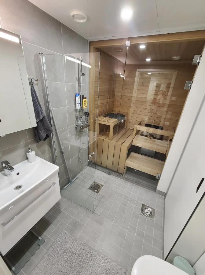 Cosy Apartment With A Relaxing Sauna And A Balcony Helsinki Dış mekan fotoğraf